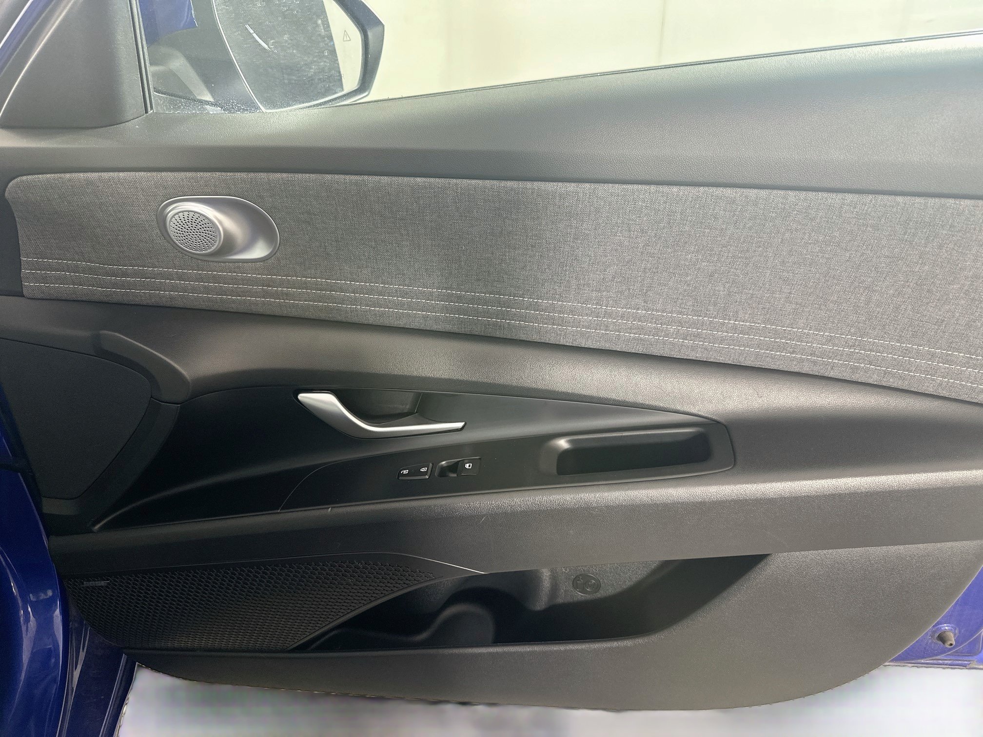 Used 2024 Hyundai Elantra Limited FWD image 32