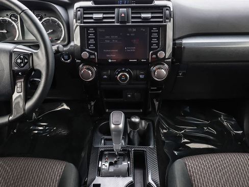 Used 2024 Toyota 4Runner TRD Off-Road image 17