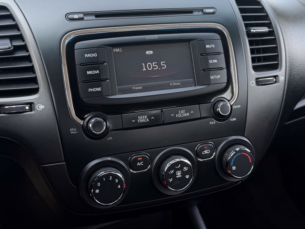 Used 2018 Kia Forte LX w/ LX Rear Camera Package FWD image 22