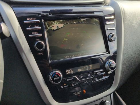 Used 2024 Nissan Murano SV w/ SV Midnight Edition Package image 13