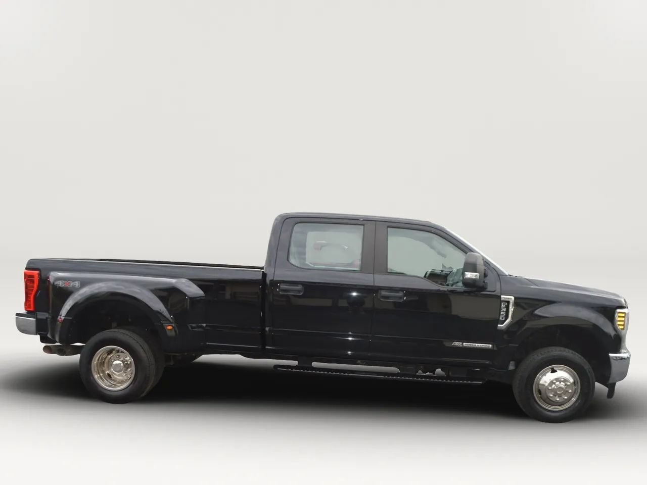 Used 2019 Ford F350 XL w/ Power Equipment Group AWD/4WD image 9