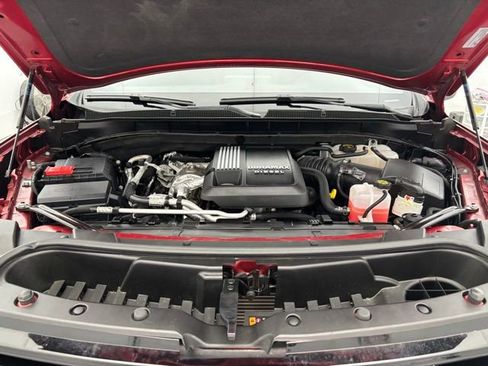 Used 2024 Chevrolet Tahoe RST w/ Luxury Package image 17