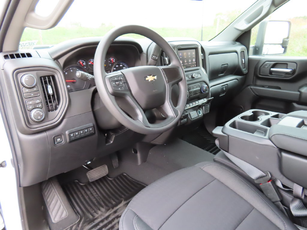 New 2026 Chevrolet Silverado 2500 Custom w/ Custom Value Package AWD/4WD image 18
