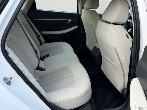Used 2024 Hyundai Sonata SEL FWD image 9
