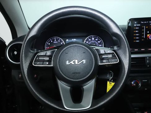 Used 2024 Kia Forte LXS w/ LXS Technology Package FWD image 21