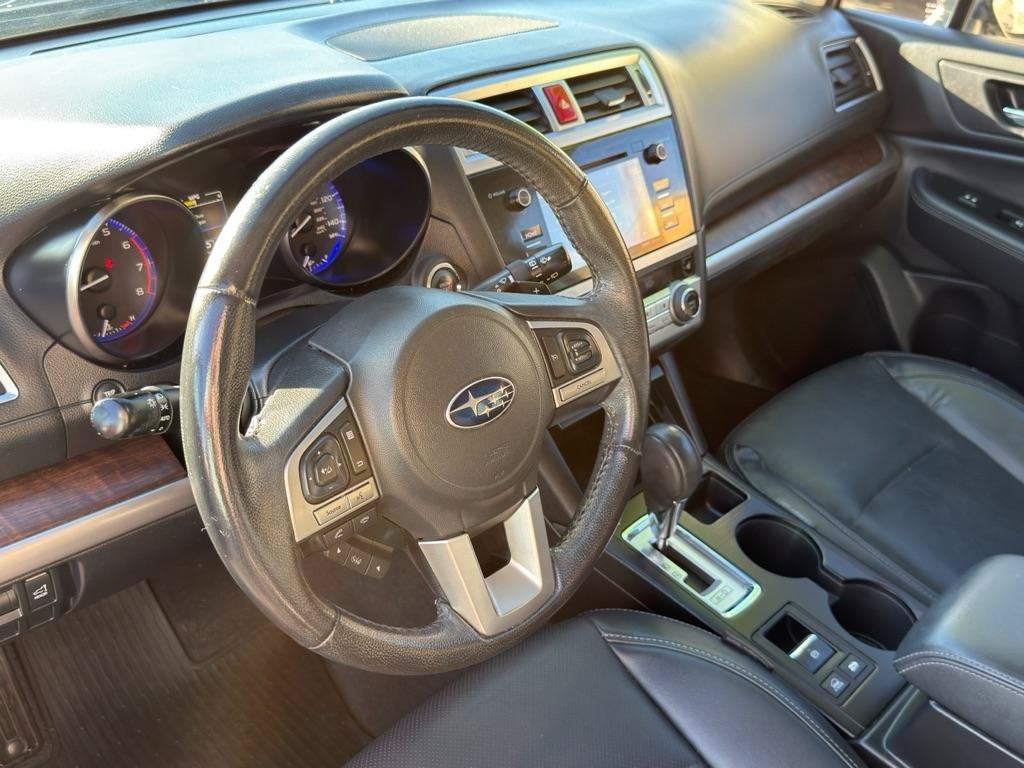 Used 2017 Subaru Outback 2.5i Limited AWD/4WD image 32