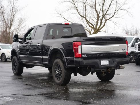 Used 2019 Ford F250 Platinum w/ Platinum Ultimate Package image 5