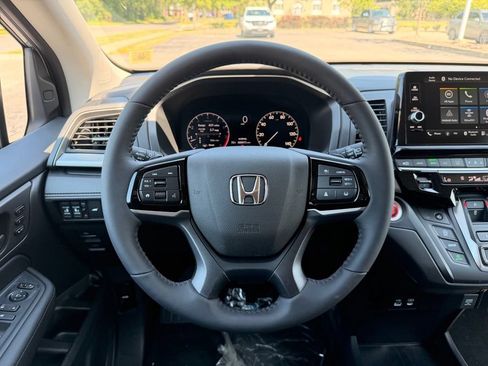 New 2026 Honda Odyssey EX-L image 6