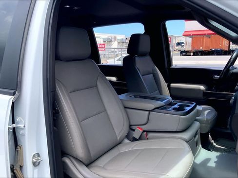 Used 2020 Chevrolet Silverado 2500 LT w/ All Star Edition AWD/4WD image 13