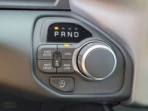 Used 2026 RAM 1500 Big Horn AWD/4WD image 10