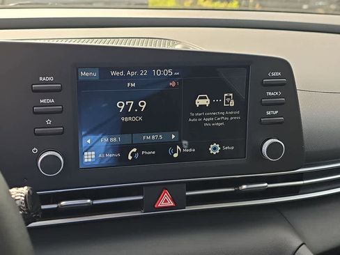 New 2026 Hyundai Elantra SE FWD image 28