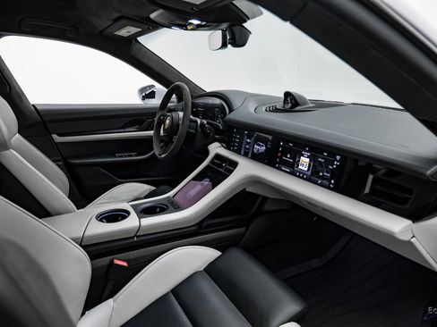 Used 2023 Porsche Taycan GTS w/ Premium Package image 41