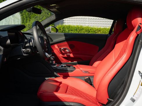 Certified 2023 Audi R8 V10 performance AWD/4WD image 46