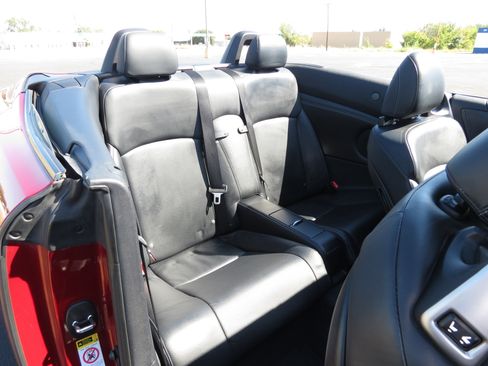 Used 2010 Lexus IS 250C image 29