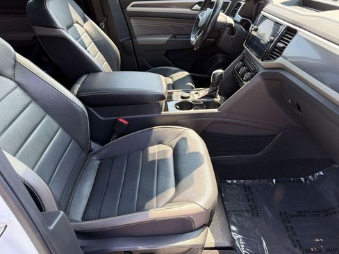Used 2022 Volkswagen Atlas SEL Premium AWD/4WD image 30