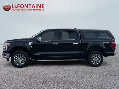 Used 2025 Ford F150 Lariat w/ Equipment Group 502A High AWD/4WD image 4