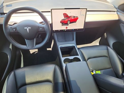 Used 2023 Tesla Model Y Long Range AWD/4WD image 12