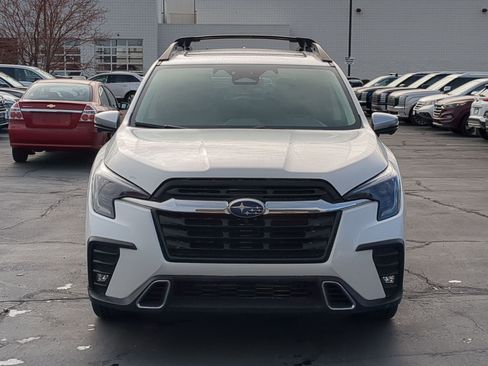 Used 2023 Subaru Ascent Touring image 11