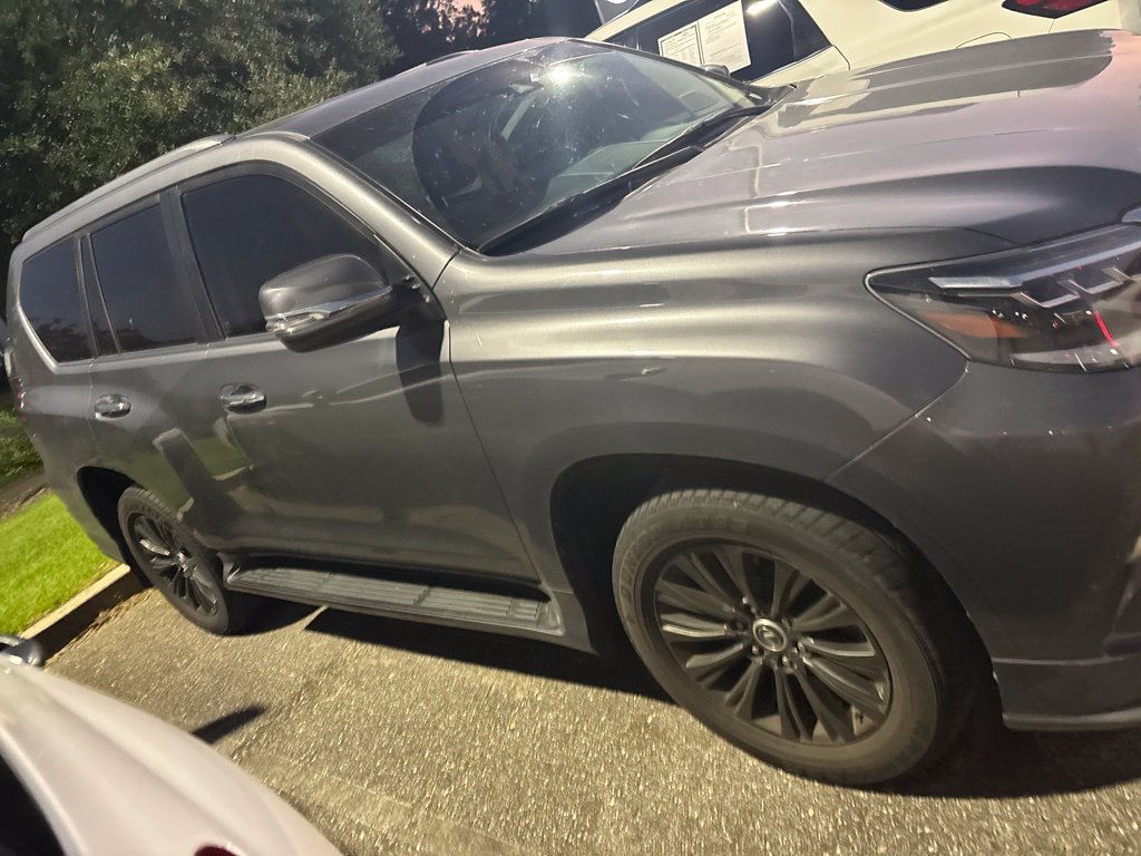 Used 2023 Lexus GX 460 Premium AWD/4WD image 2