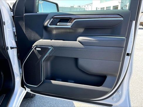 New 2026 Chevrolet Silverado 1500 RST w/ Dark Appearance Package image 28