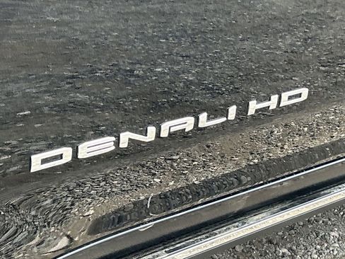 New 2026 GMC Sierra 2500 Denali Ultimate AWD/4WD image 32