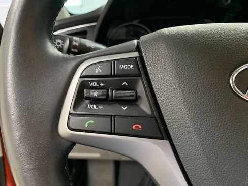 Used 2017 Hyundai Elantra SE w/ SE A/T Tech Package 03 FWD image 17