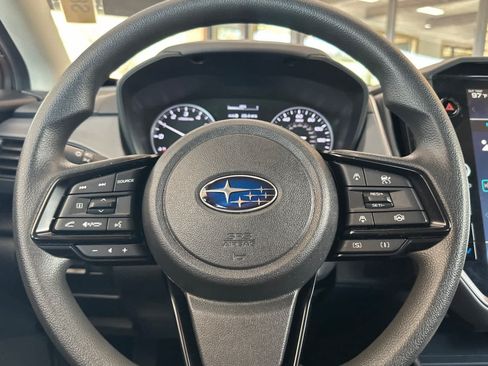 Used 2025 Subaru Crosstrek 2.5i Premium AWD/4WD image 24