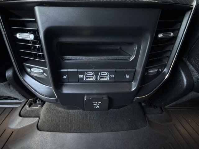Used 2021 RAM 1500 Limited w/ Body Color Bumper Group RWD image 31