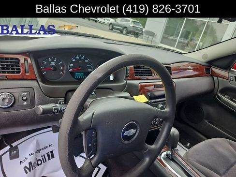 Used 2010 Chevrolet Impala LS FWD image 10