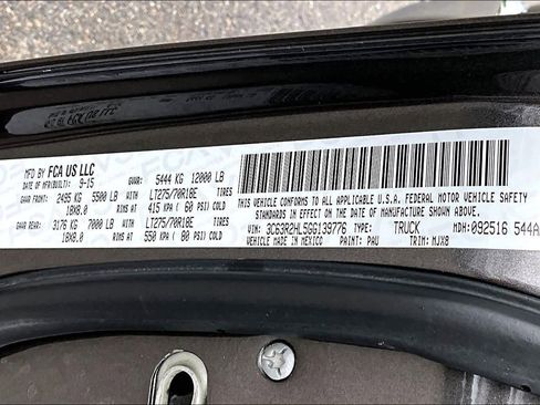 Used 2016 RAM 3500 Big Horn RWD image 36