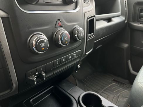 Used 2017 RAM 2500 Tradesman w/ Chrome Appearance Group AWD/4WD image 20