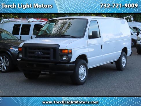 Used 2013 Ford E-250 and Econoline 250 RWD image 1