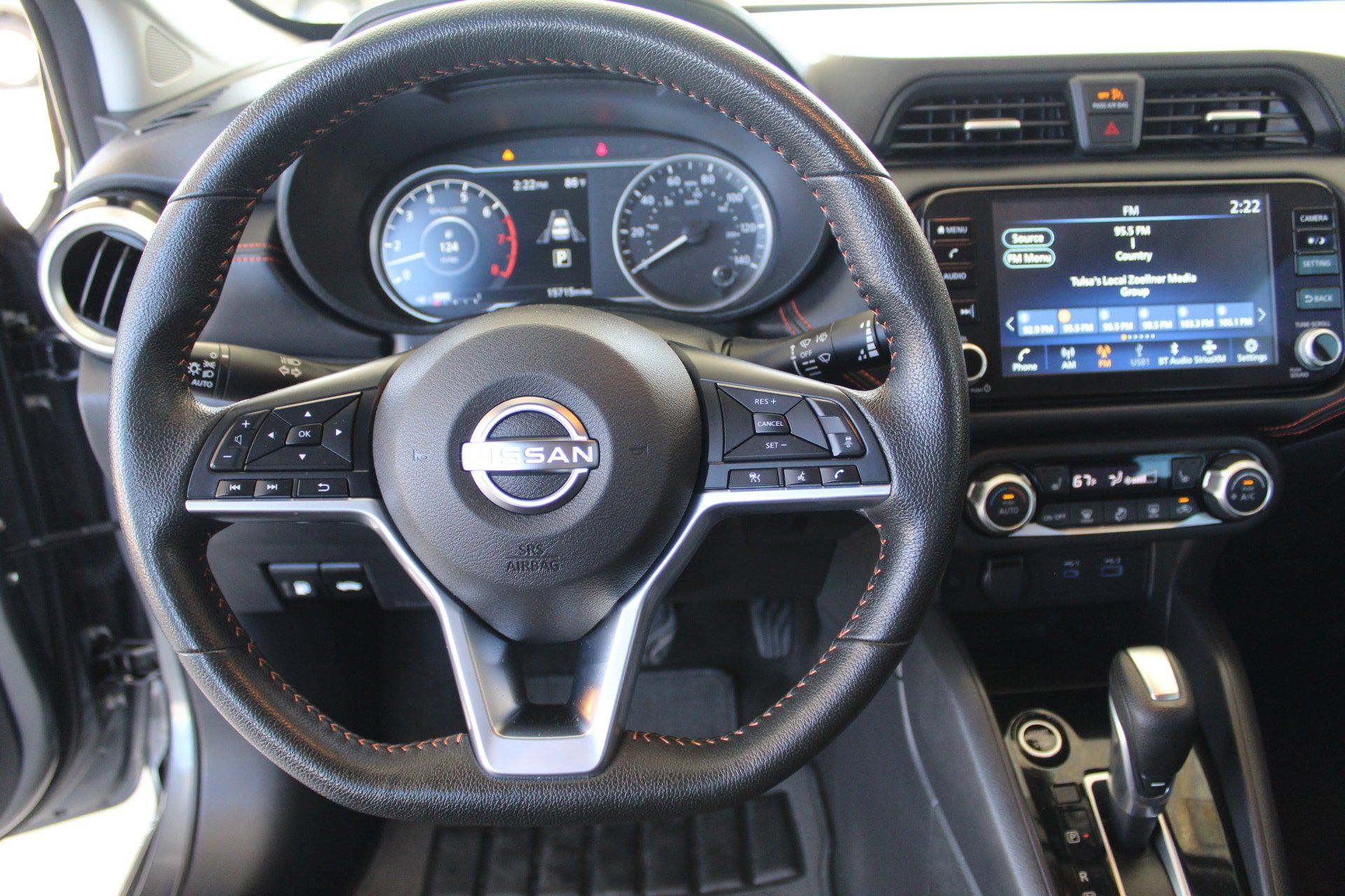 Used 2025 Nissan Versa SR w/ Trunk Package FWD image 18