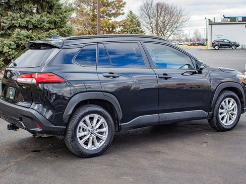 Used 2023 Toyota Corolla Cross LE image 10