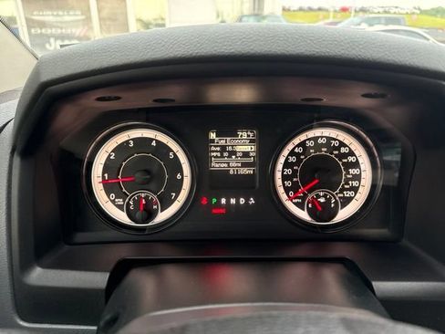 Used 2018 RAM 1500 Express w/ Express Value Package AWD/4WD image 12