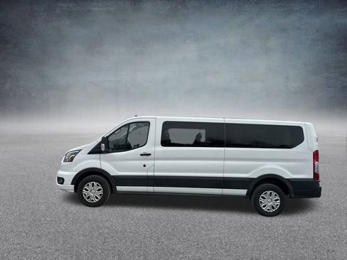 Used 2023 Ford Transit 350 XLT image 35