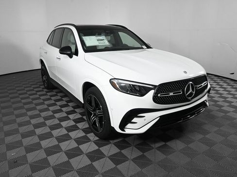 New 2026 Mercedes-Benz GLC 300 image 24
