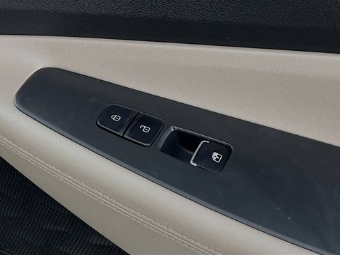 Used 2022 Hyundai Santa Fe SEL image 33