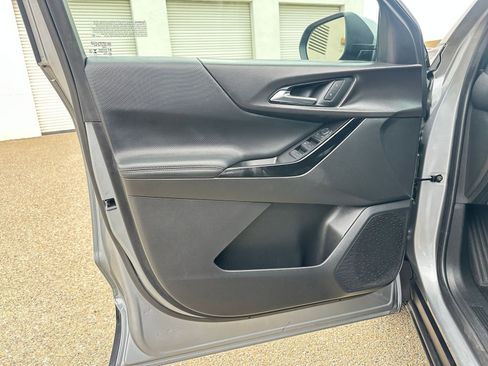 Used 2025 Chevrolet Equinox LT image 20