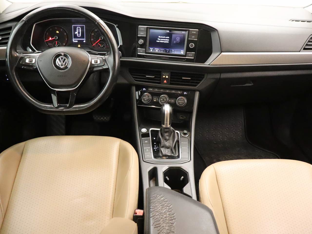Used 2019 Volkswagen Jetta SE FWD image 6