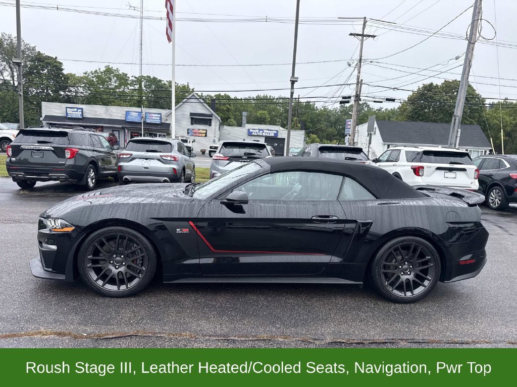 Used 2019 Ford Mustang GT Premium w/ GT Performance Package RWD image 2