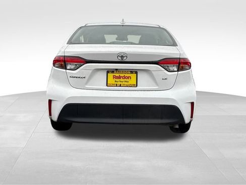 Used 2023 Toyota Corolla LE image 6