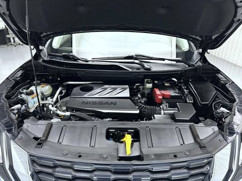 Used 2023 Nissan Rogue SV AWD/4WD image 24