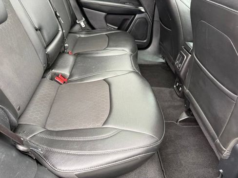 Used 2018 Jeep Compass Latitude w/ Popular Equipment Group AWD/4WD image 14