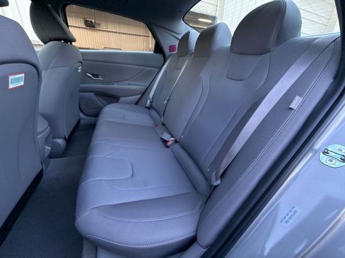 New 2026 Hyundai Elantra SE image 23