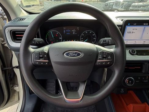 Certified 2024 Ford Maverick XLT image 21