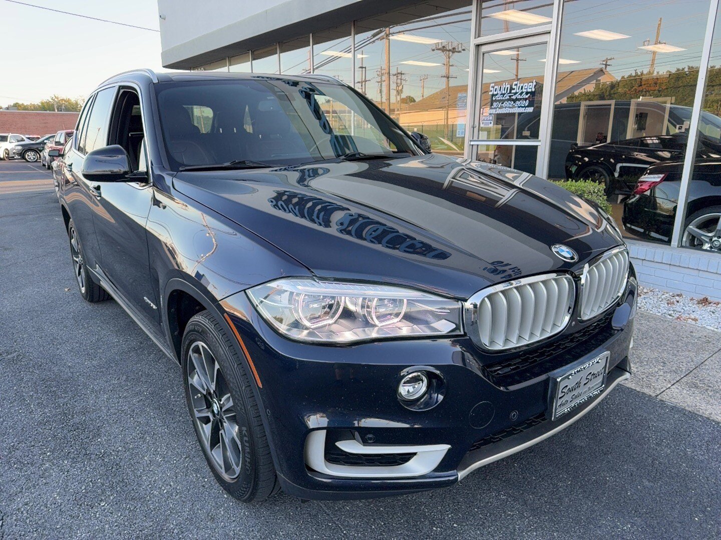 Used 2018 BMW X5 xDrive35i AWD/4WD image 2