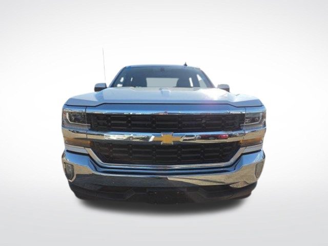 Used 2018 Chevrolet Silverado 1500 LT w/ Texas Edition RWD image 2