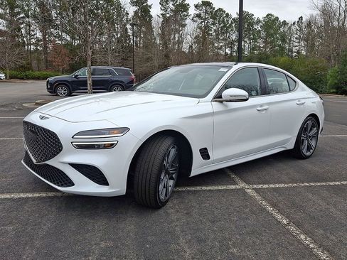 Certified 2025 Genesis G70 2.5T w/ Sport Prestige Package image 10