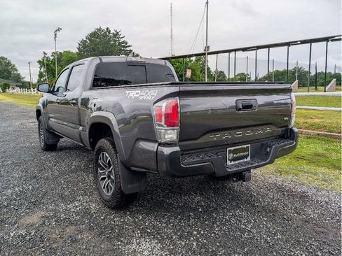 Used 2021 Toyota Tacoma TRD Sport AWD/4WD image 8